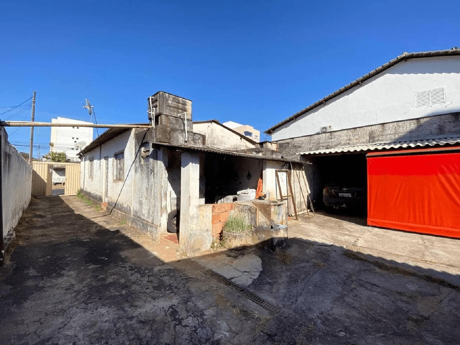Casa à venda no bairro Santa Mônica em Uberlândia/MG