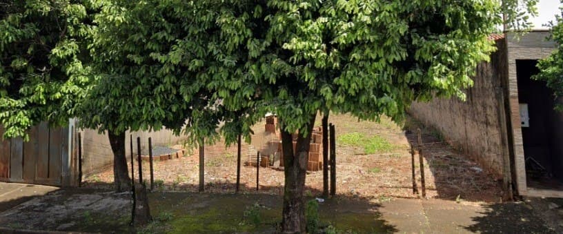 Terreno à venda no bairro Nossa Senhora das Graças em Uberlândia/MG