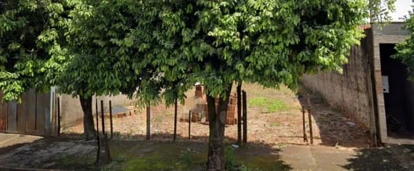 Terreno à venda no bairro Nossa Senhora das Graças em Uberlândia/MG