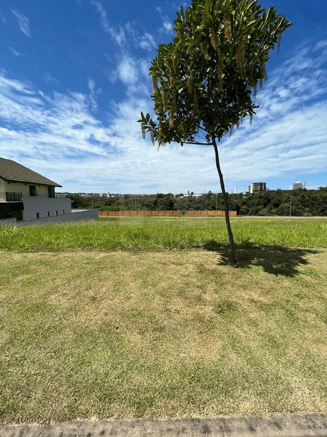 Terreno à venda no bairro Granja Marileusa em Uberlândia/MG