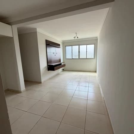 Apartamento à venda no bairro Nossa Senhora das Graças em Uberlândia/MG