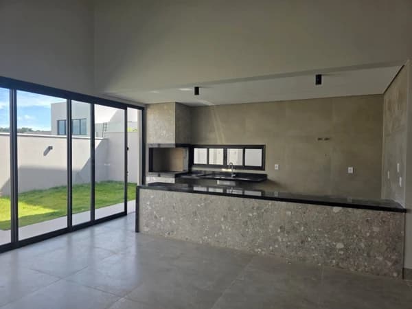 Casa à venda no bairro Granja Marileusa em Uberlândia/MG