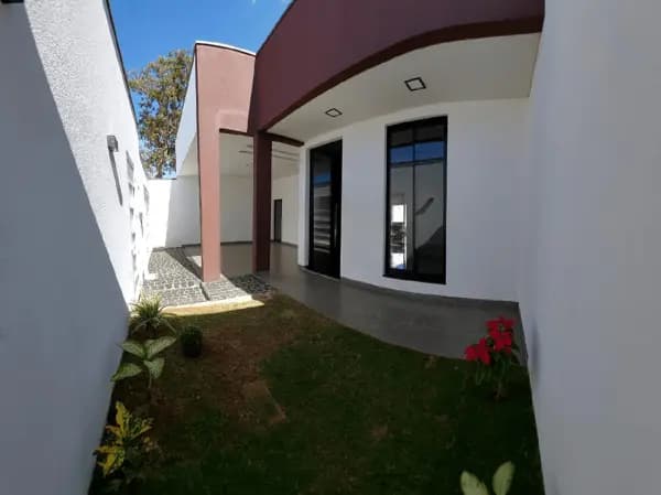 Casa à venda no bairro Bosque dos Buritis em Uberlândia/MG