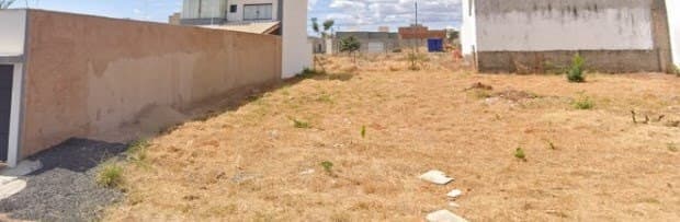 Terreno à venda no bairro Alto Umuarama em Uberlândia/MG