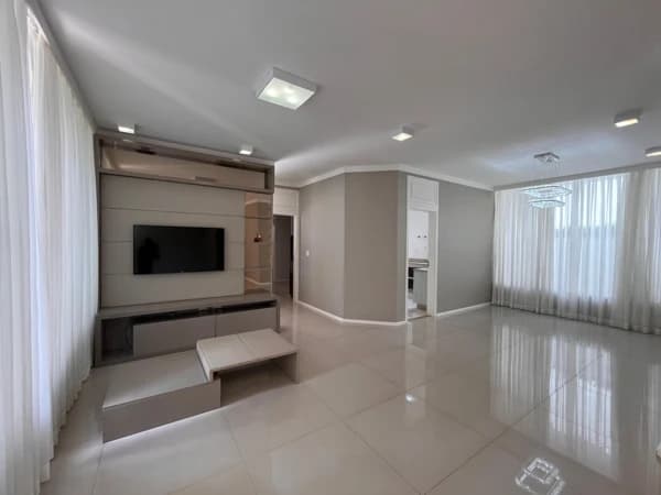 Casa à venda no bairro Nova Uberlândia em Uberlândia/MG