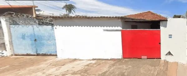 Terreno à venda no bairro Marta Helena em Uberlândia/MG