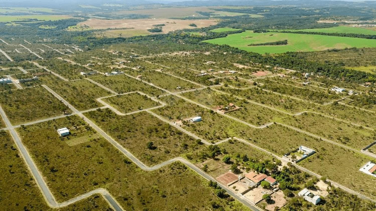 Terreno à venda no bairro Lagoa Quente em Caldas Novas/GO