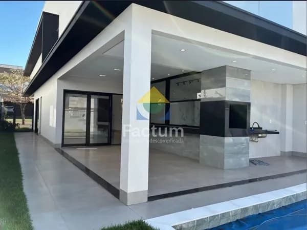 Casa em Uberlândia - Granja Marileusa