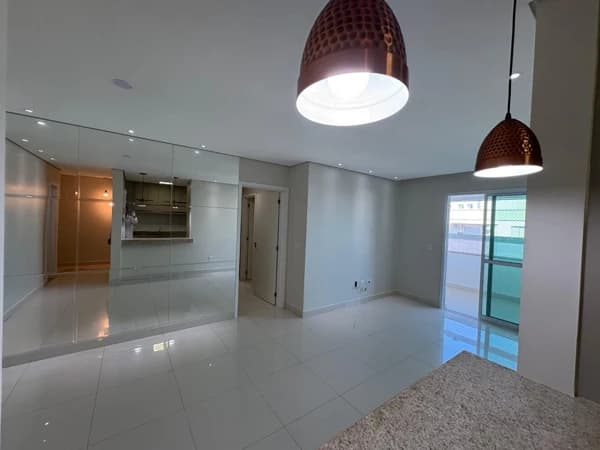 Apartamento à venda no bairro Santa Mônica em Uberlândia/MG