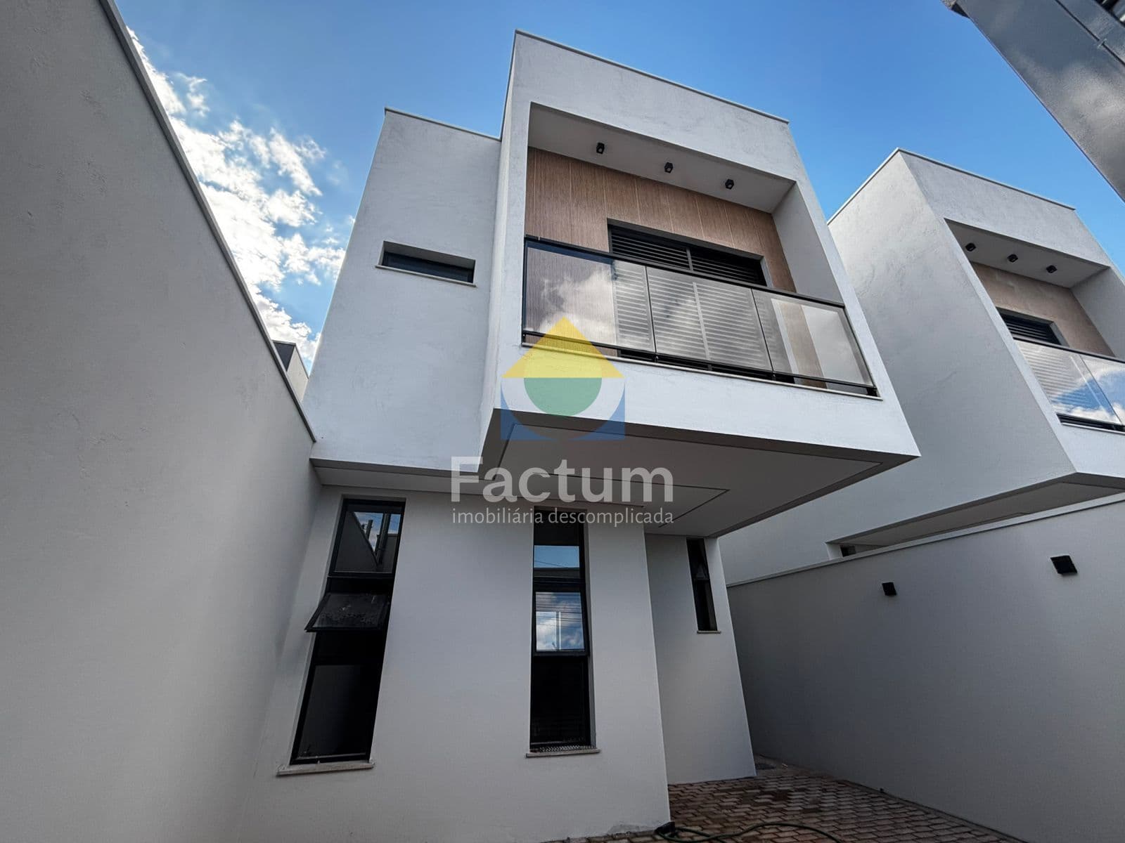 Casa em Uberlândia - Novo Mundo