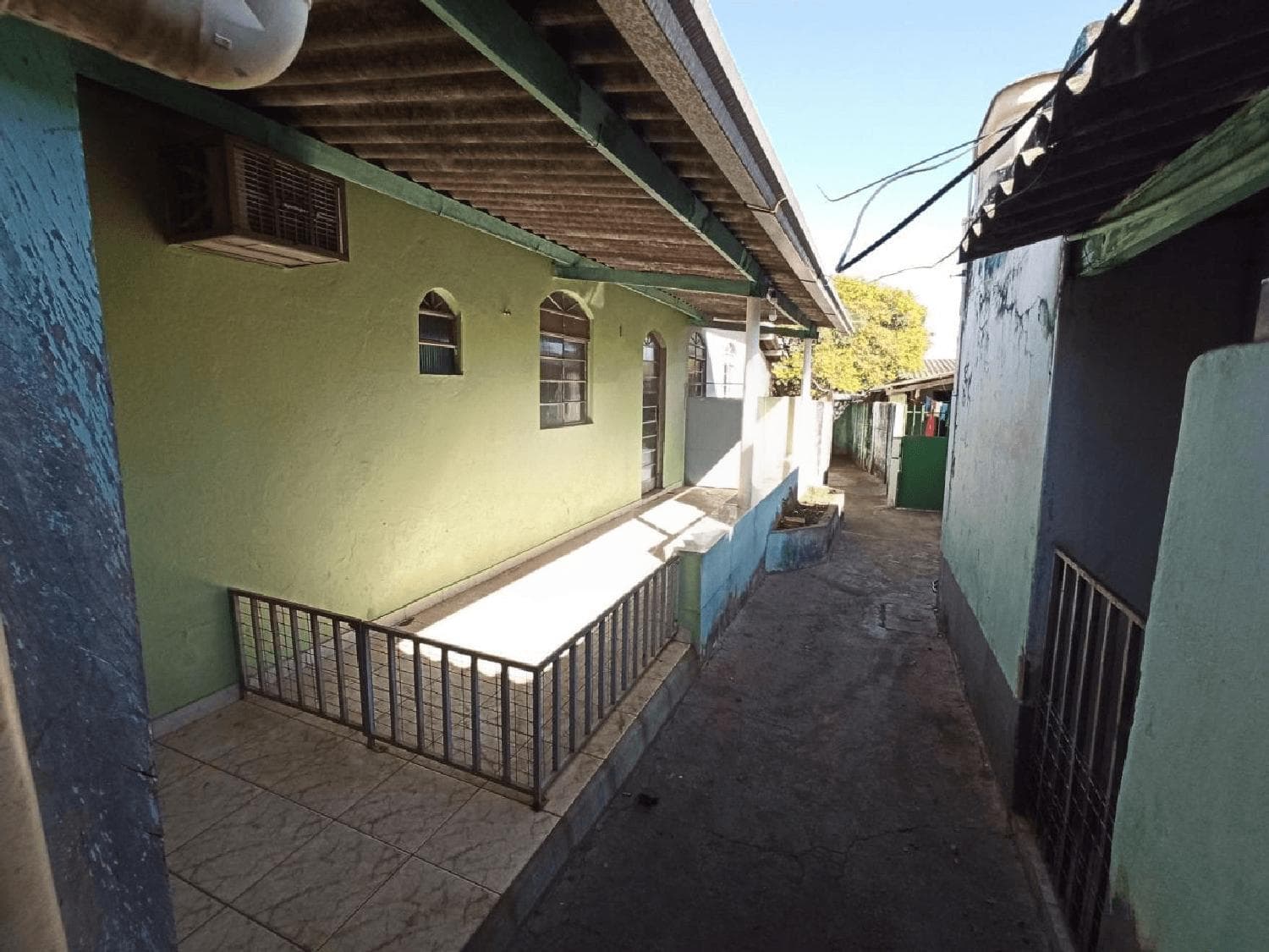 Casa à venda no bairro Santa Mônica em Uberlândia/MG