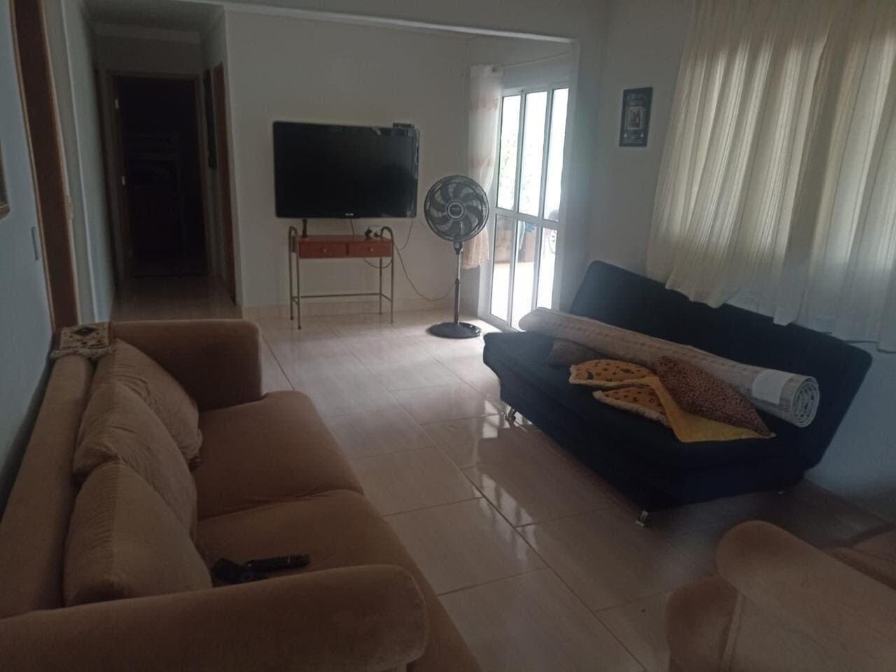 Casa à venda no bairro Florestina em Araguari/MG