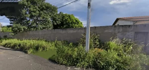 Terreno à venda no bairro Vigilato Pereira em Uberlândia/MG