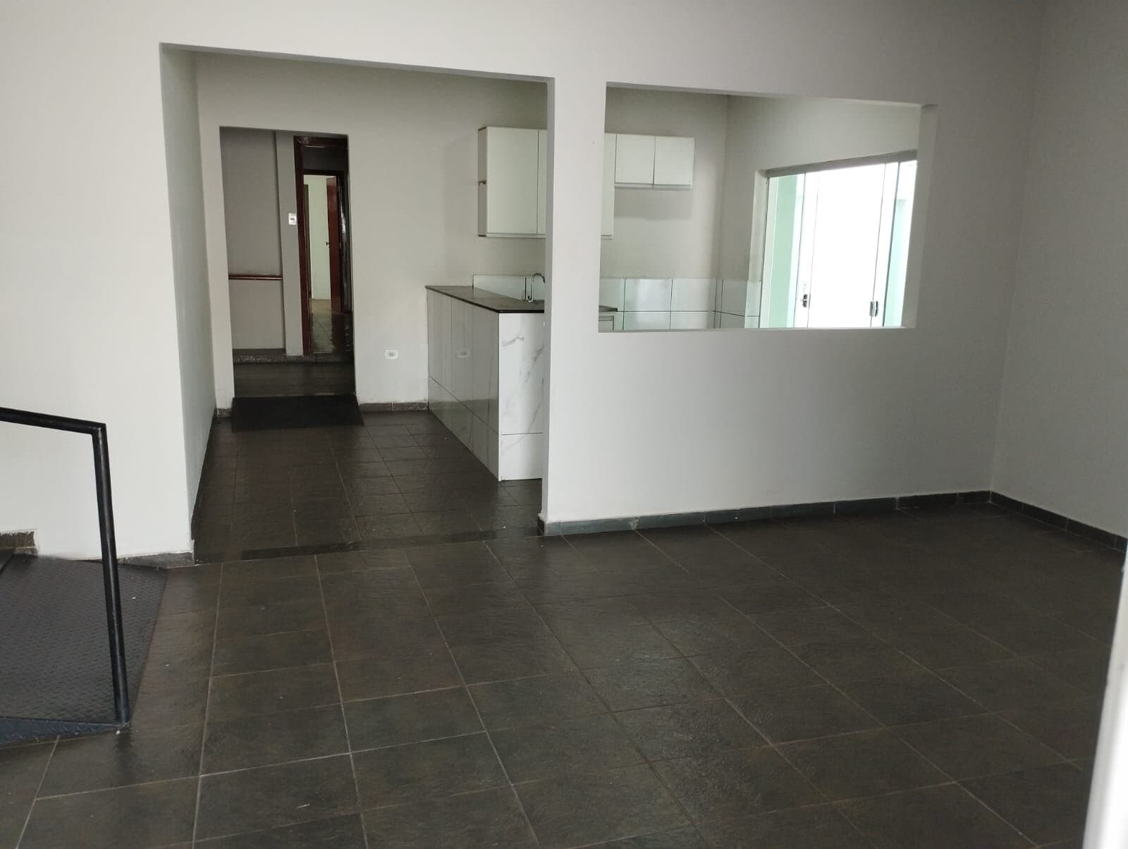 Ponto Comercial à venda no bairro Osvaldo Rezende em Uberlândia/MG