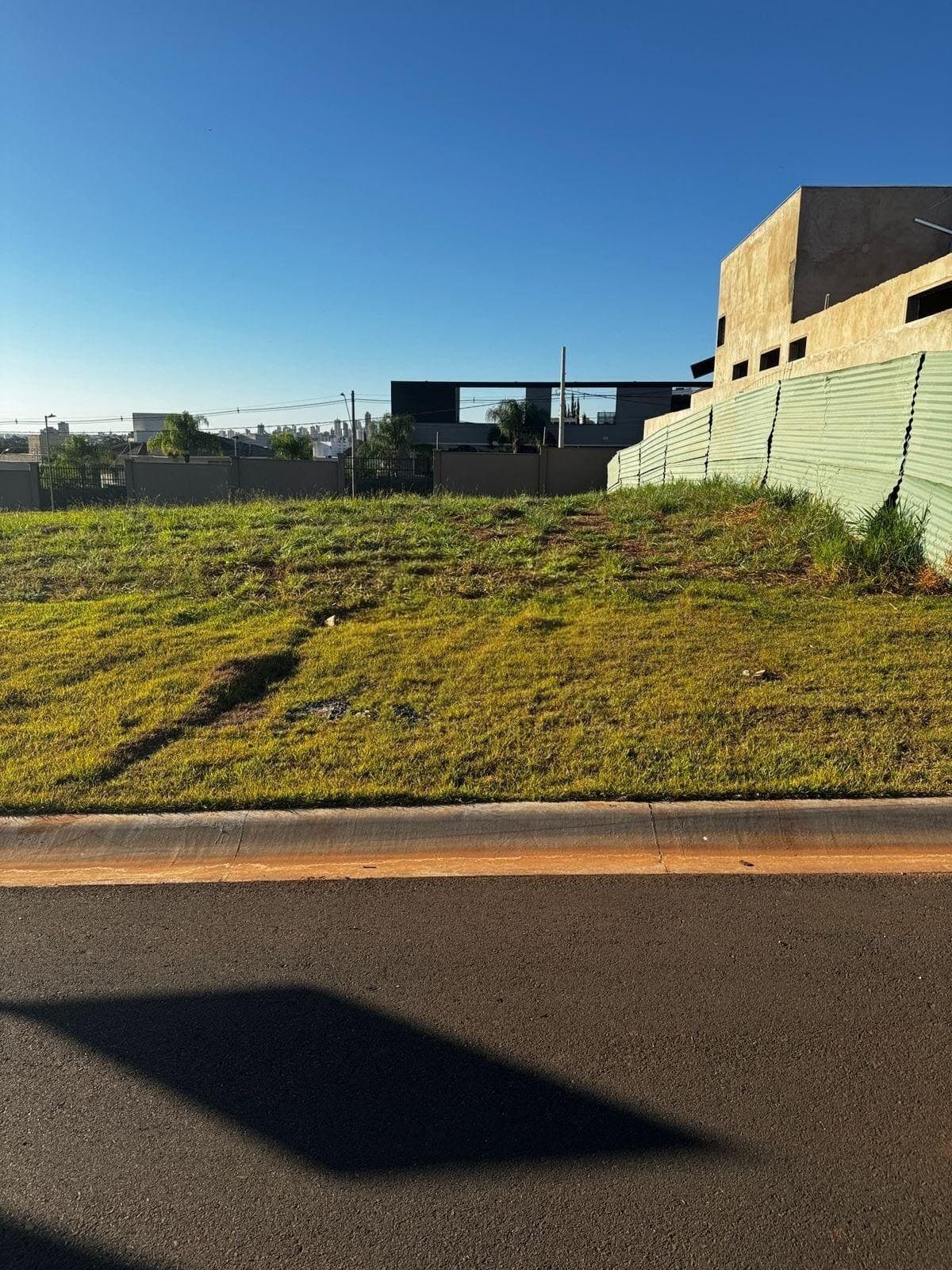 Terreno à venda no bairro Gávea em Uberlândia/MG