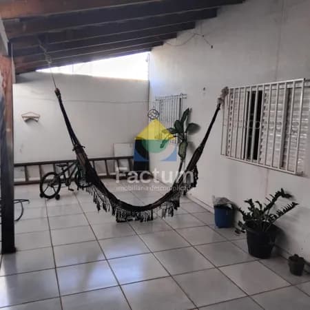 Casa em Uberlândia - Granada