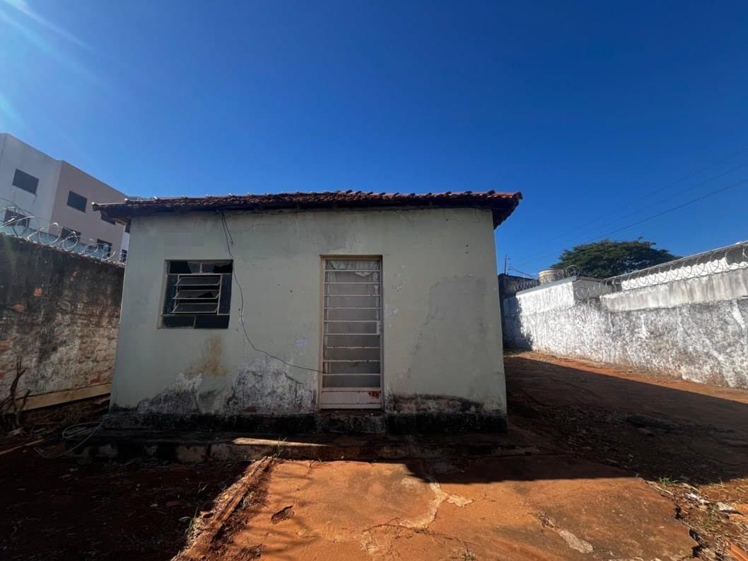 Terreno à venda no bairro Saraiva em Uberlândia/MG