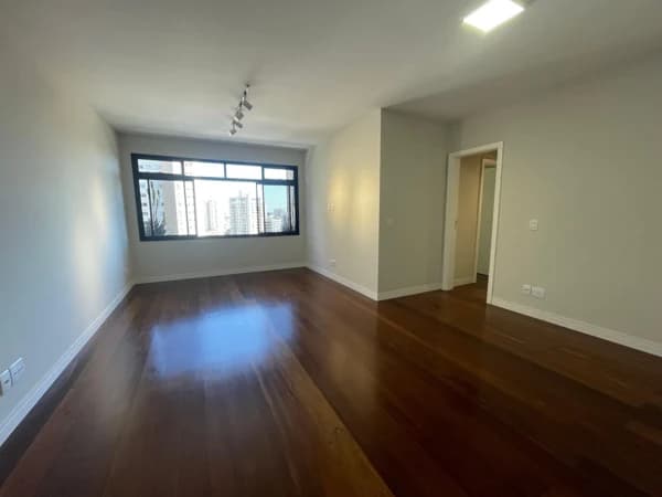 Apartamento à venda no bairro Centro em Uberlândia/MG