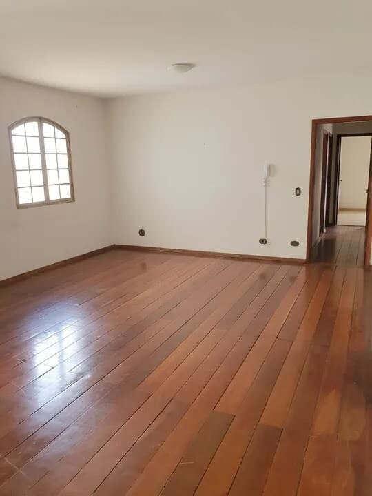 Apartamento à venda no bairro Saraiva em Uberlândia/MG