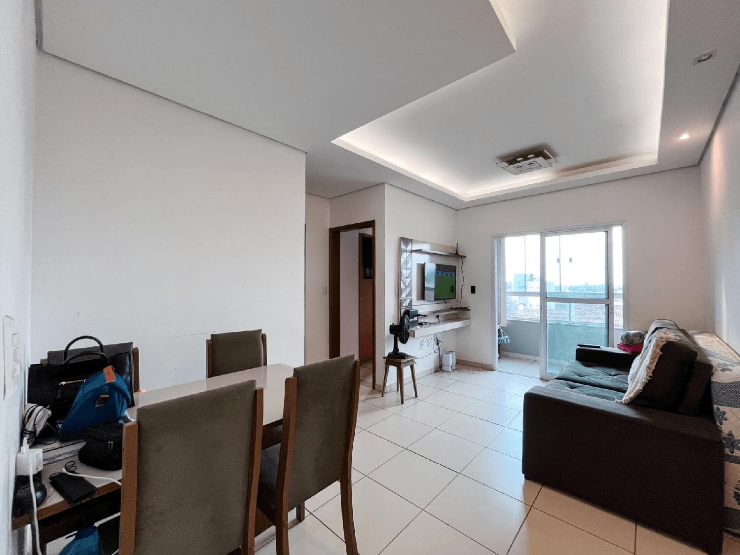 Apartamento à venda no bairro Segismundo Pereira em Uberlândia/MG