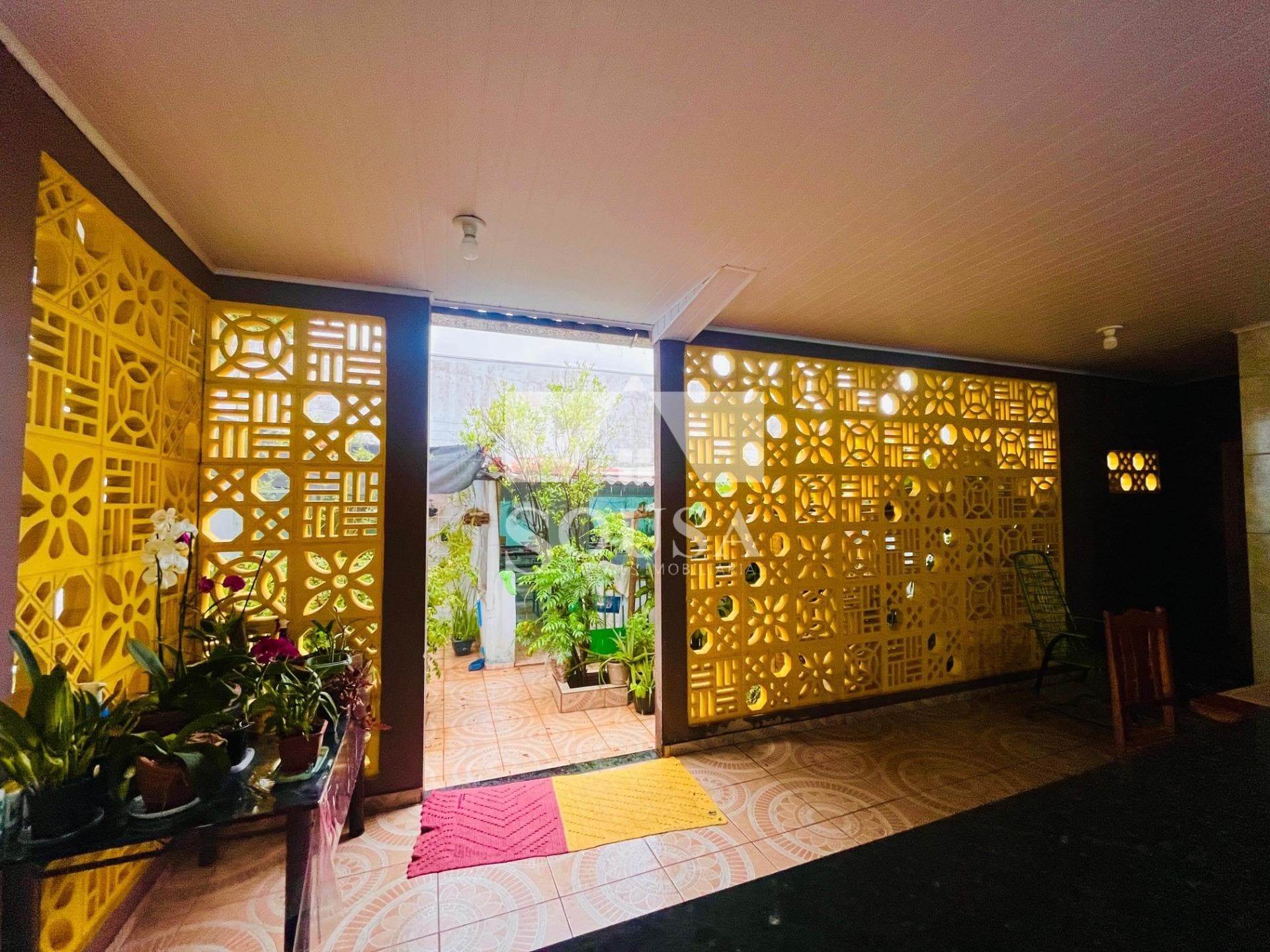 Casa à venda no bairro Jardim das Palmeiras em Uberlândia/MG