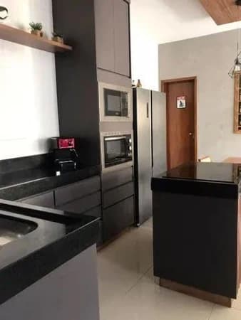 Casa à venda no bairro Cidade Jardim em Uberlândia/MG