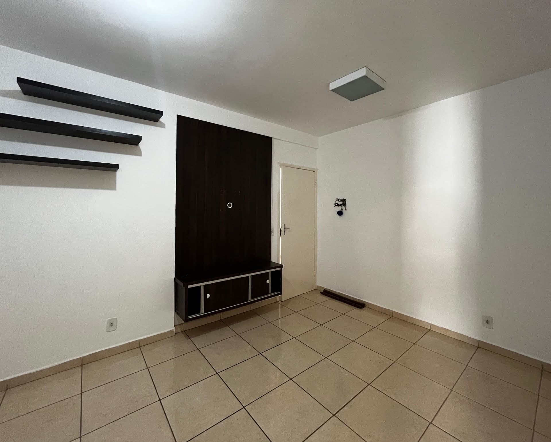 Apartamento à venda no bairro Chácaras Tubalina e Quartel em Uberlândia/MG