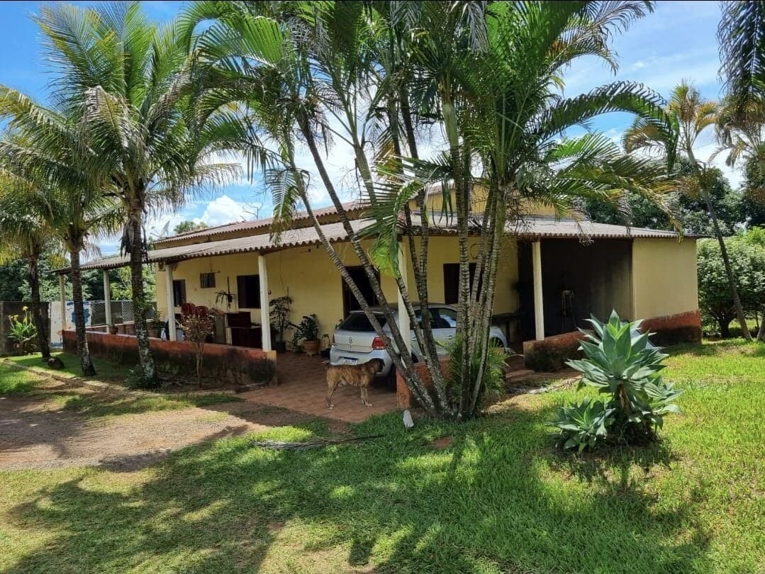 Casa à venda no bairro Mansões Aeroporto em Uberlândia/MG