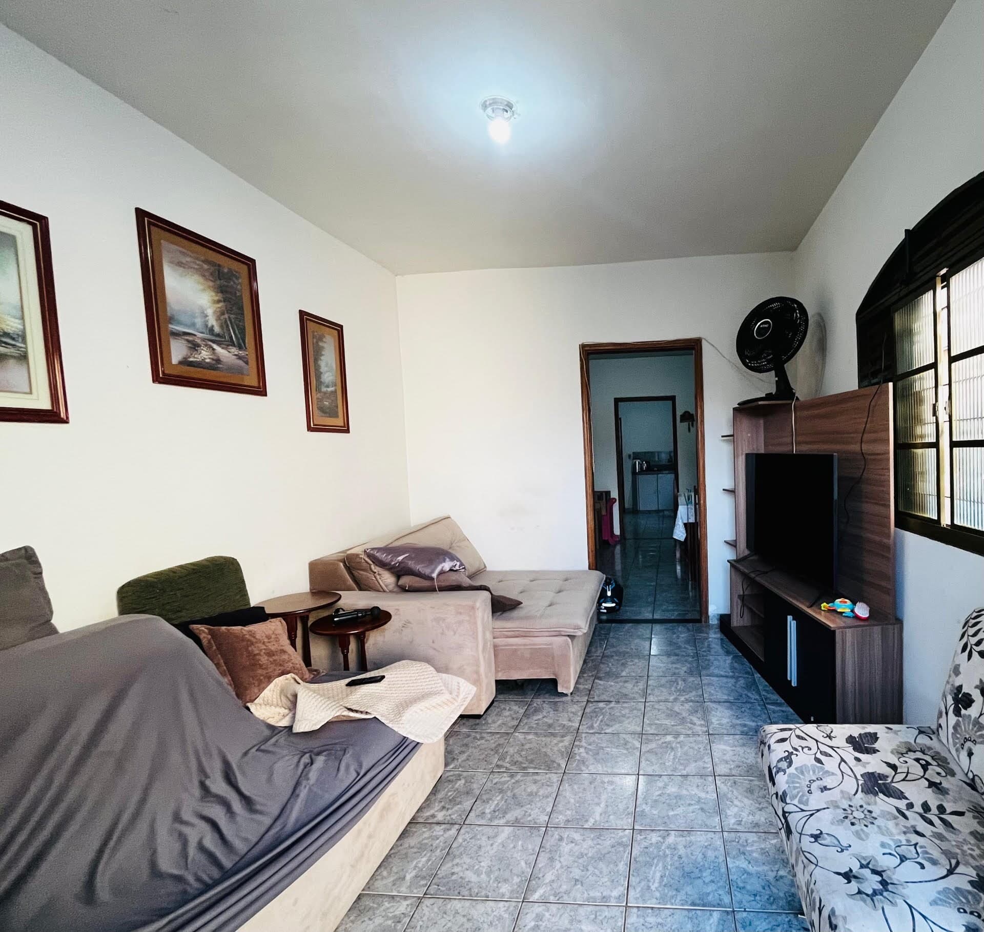 Casa à venda no bairro Marta Helena em Uberlândia/MG
