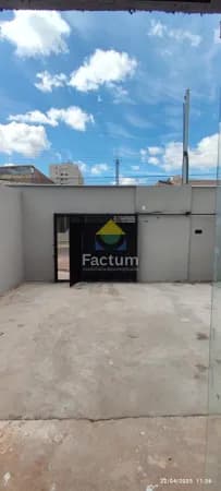 Casa em Uberlândia - Jardim Brasília