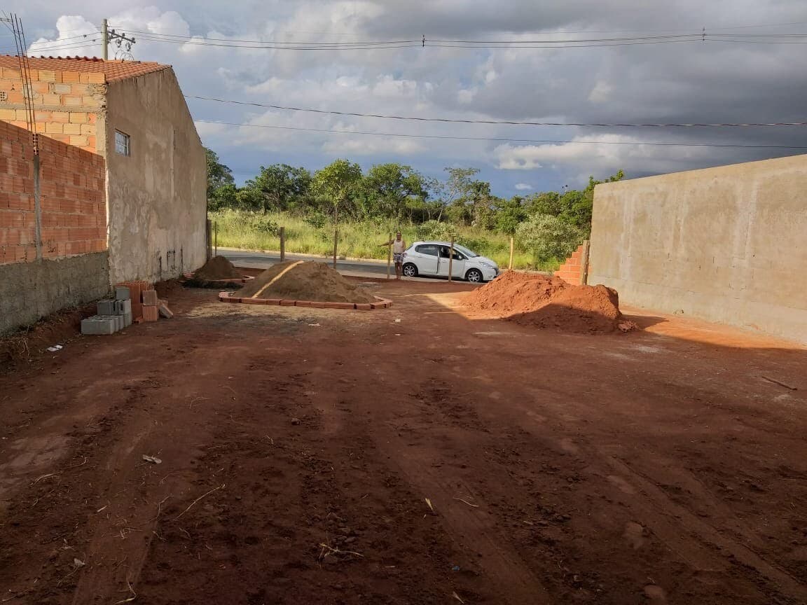Terreno à venda no bairro Loteamento São Bento em Uberlândia/MG