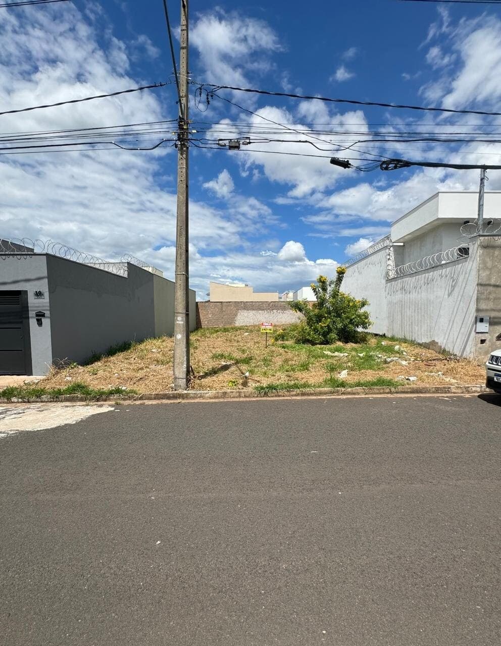 Terreno à venda no bairro Aclimação em Uberlândia/MG