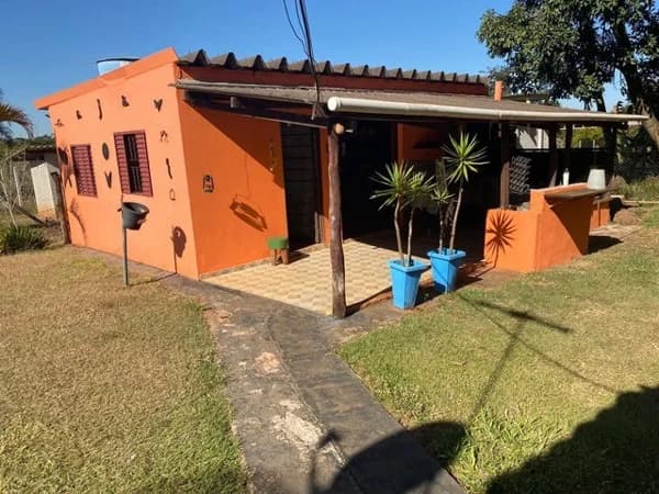 Casa à venda no bairro Chácaras Eldorado em Uberlândia/MG