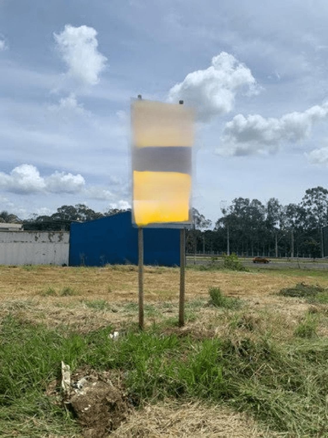 Terreno à venda no bairro Santa Mônica em Uberlândia/MG