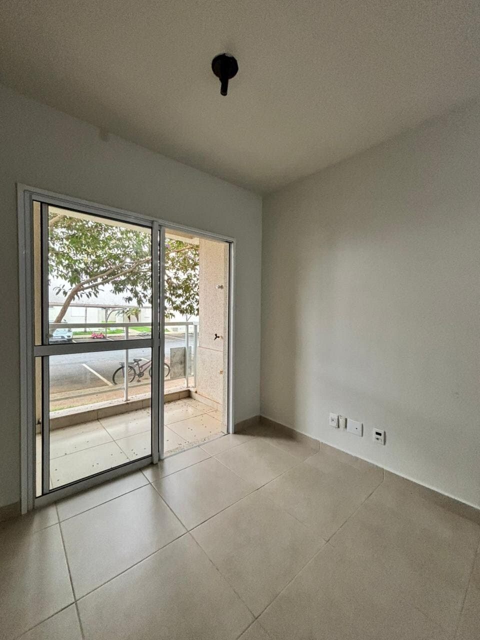 Apartamento à venda no bairro Jardim Veneza em Uberlândia/MG