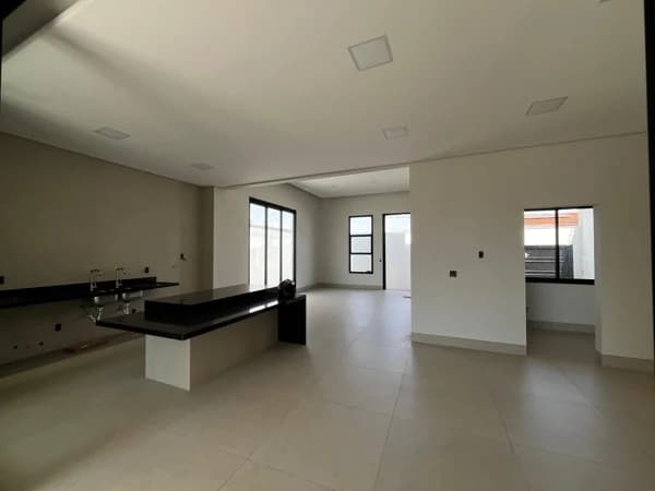 Casa à venda no bairro Cidade Jardim em Uberlândia/MG