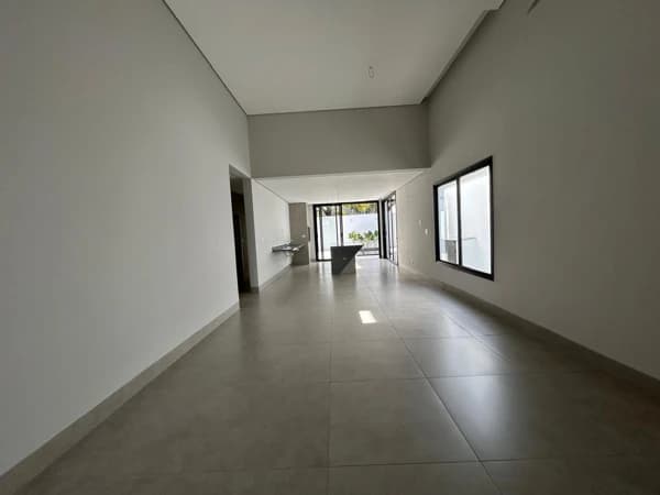 Casa à venda no bairro Jardim Botânico em Uberlândia/MG