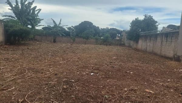 Terreno à venda no bairro Jardim Europa em Uberlândia/MG