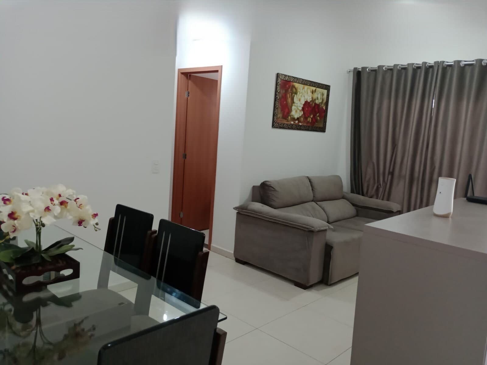 Apartamento à venda no bairro Jardim Holanda em Uberlândia/MG