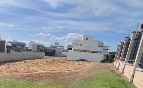 Terreno à venda no bairro Jardim Sul em Uberlândia/MG