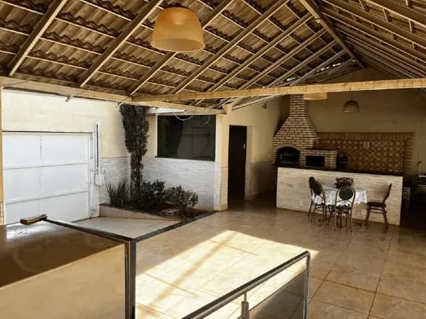 Casa à venda no bairro Alto Umuarama em Uberlândia/MG