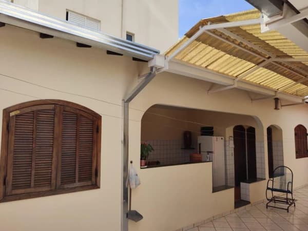 Casa à venda no bairro Santa Mônica em Uberlândia/MG
