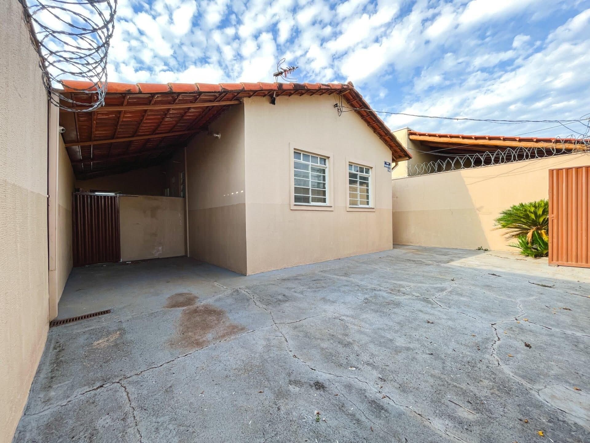 Casa à venda no bairro Shopping Park em Uberlândia/MG