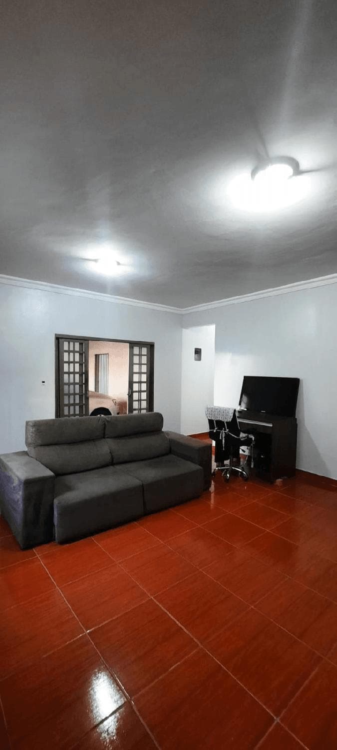 Casa à venda no bairro Granada em Uberlândia/MG