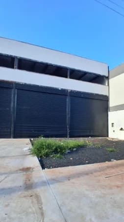 Indústria à venda no bairro Novo Mundo em Uberlândia/MG