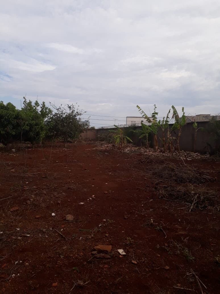 Terreno à venda no bairro Jardim Sucupira em Uberlândia/MG