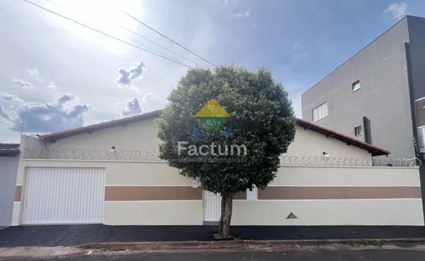Casa em Uberlândia - Segismundo Pereira