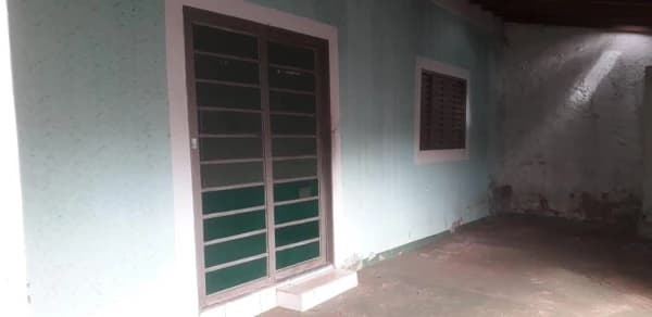 Terreno à venda no bairro Presidente Roosevelt em Uberlândia/MG