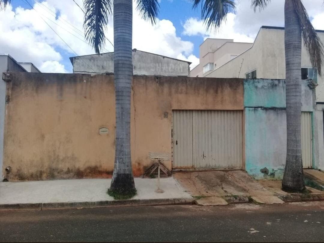 Terreno à venda no bairro Jardim Inconfidência em Uberlândia/MG