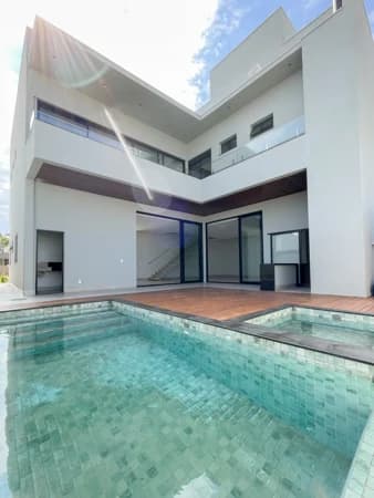Casa à venda no bairro Jardim Sul em Uberlândia/MG